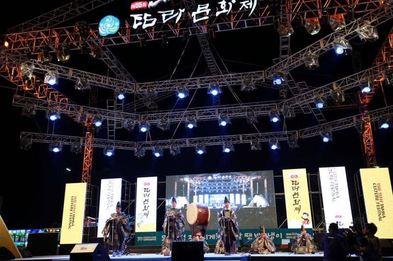 奈良葛城楽所雅遊会 雅楽 海外公演の様子